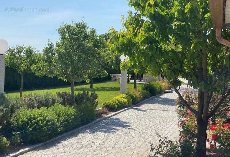 Domaine  à vendre 22 pièces - photo 16