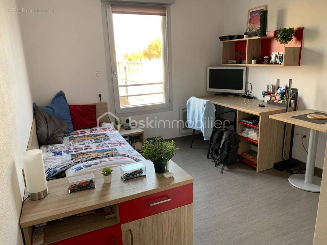 Appartement à MARSEILLE-5E