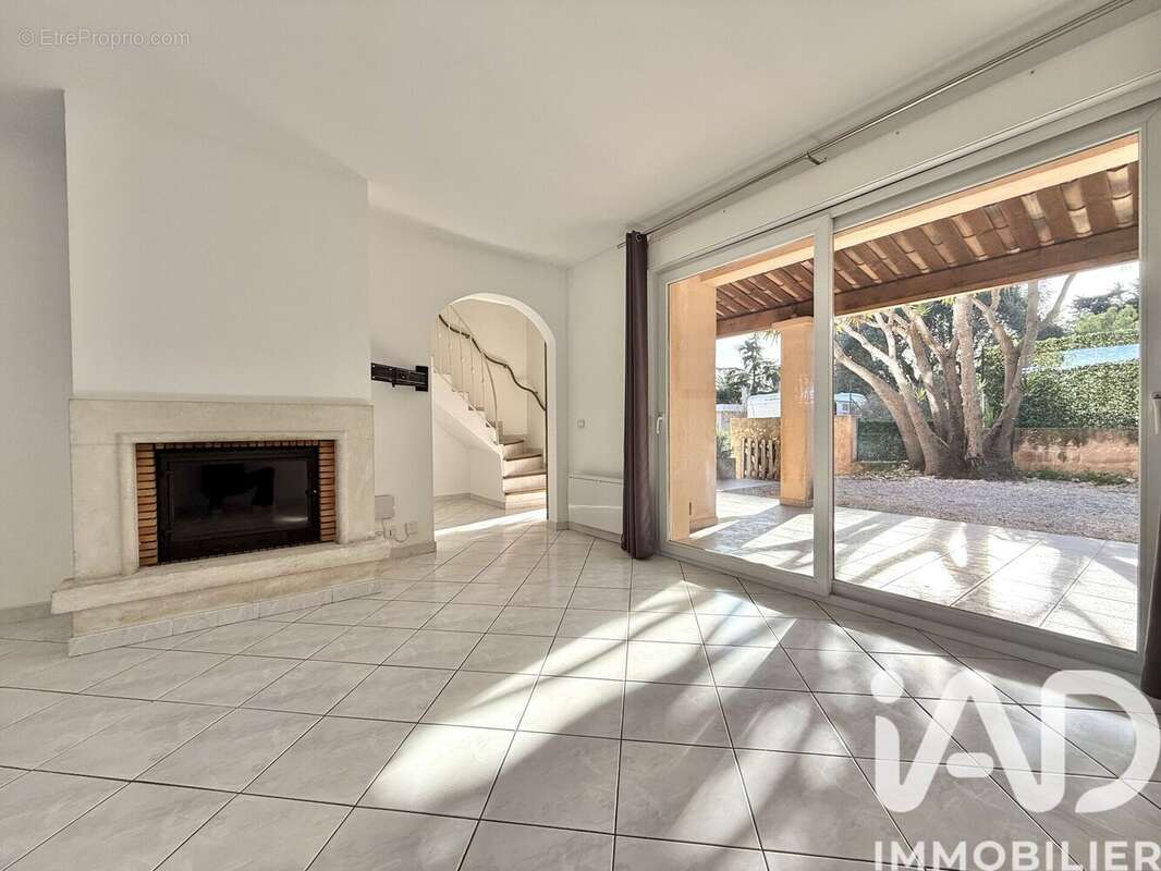 Photo 5 - Maison à VILLENEUVE-LOUBET