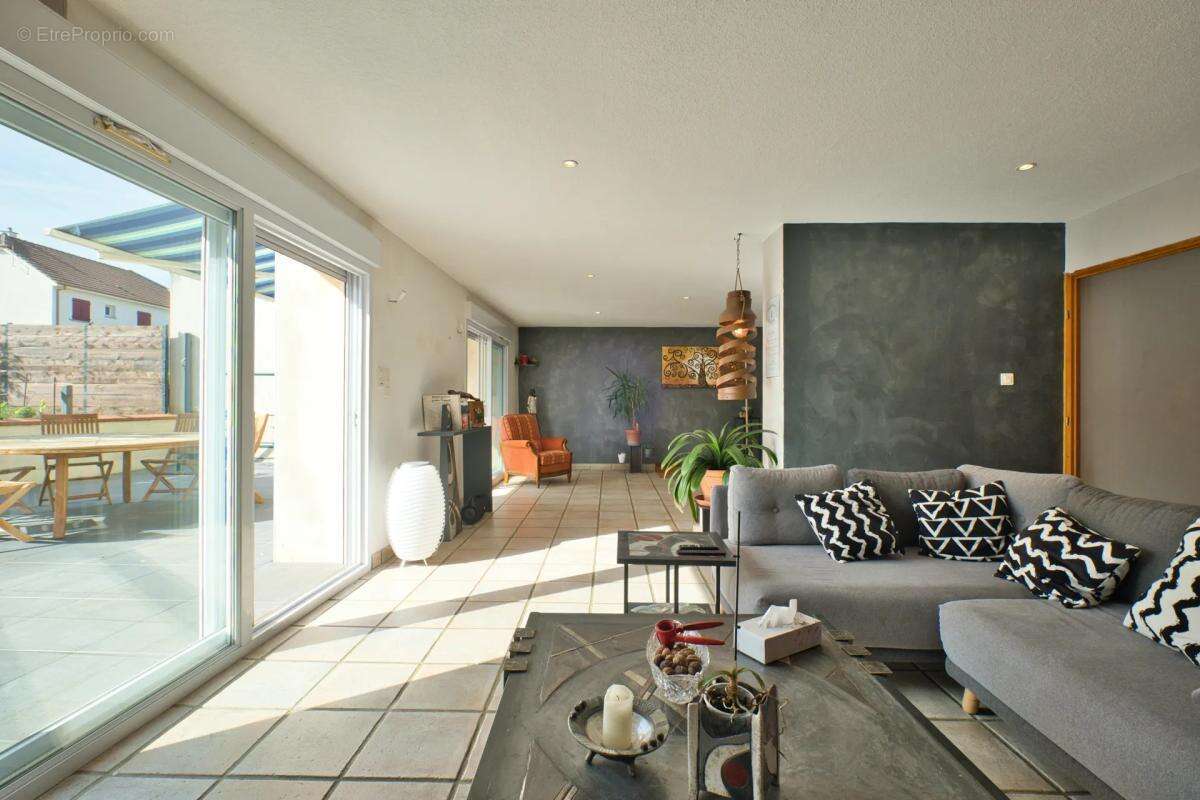 Appartement à OCHEY