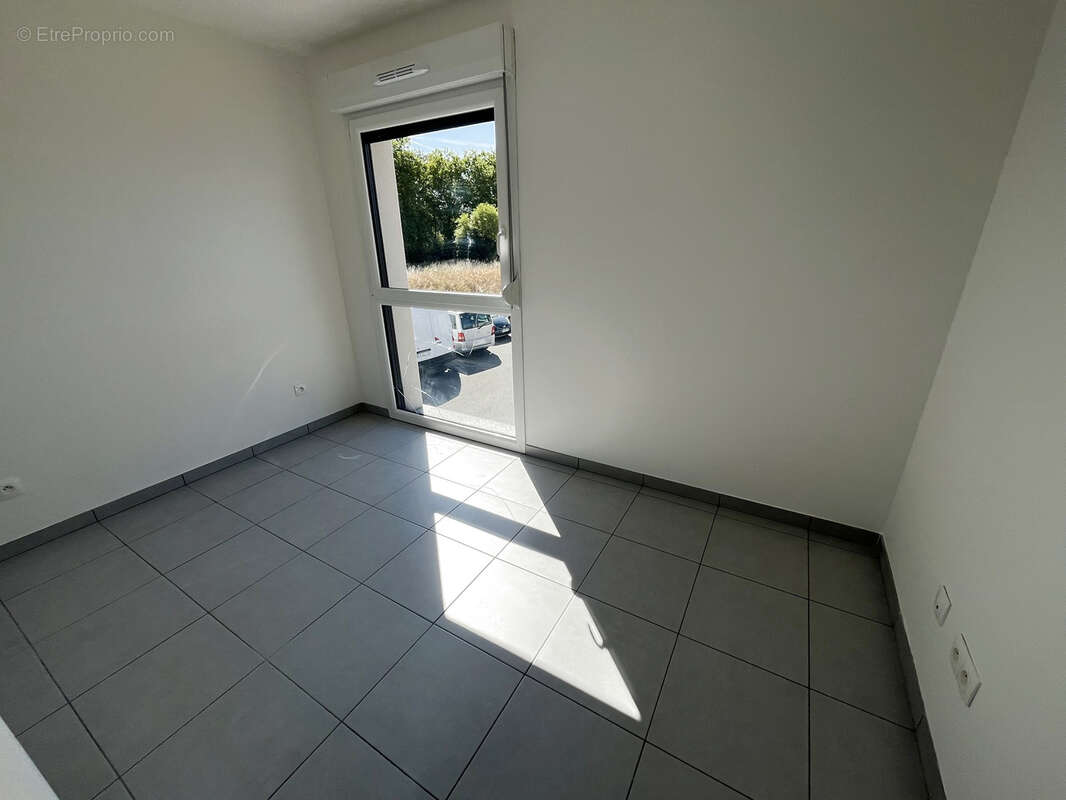 Maison à AY-SUR-MOSELLE