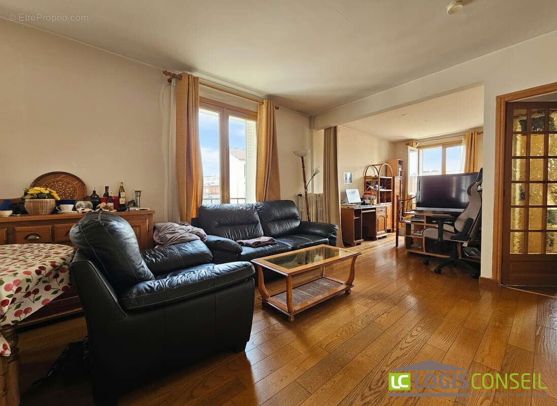 Appartement à MONTROUGE
