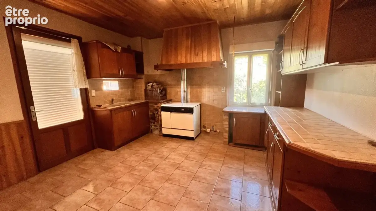 Maison 6 pièces 125 m² à vendre à La Coquille (24450) - photo 3