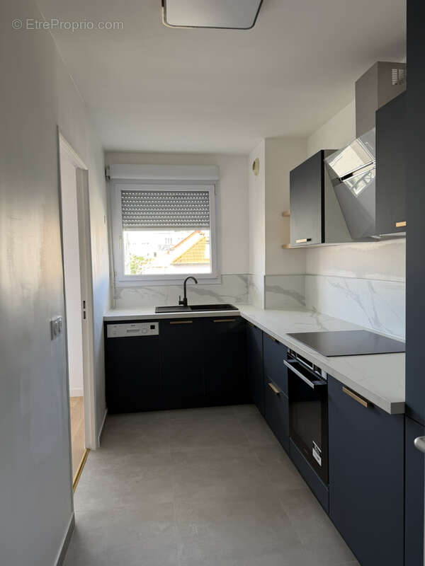 Appartement à LA GARENNE-COLOMBES