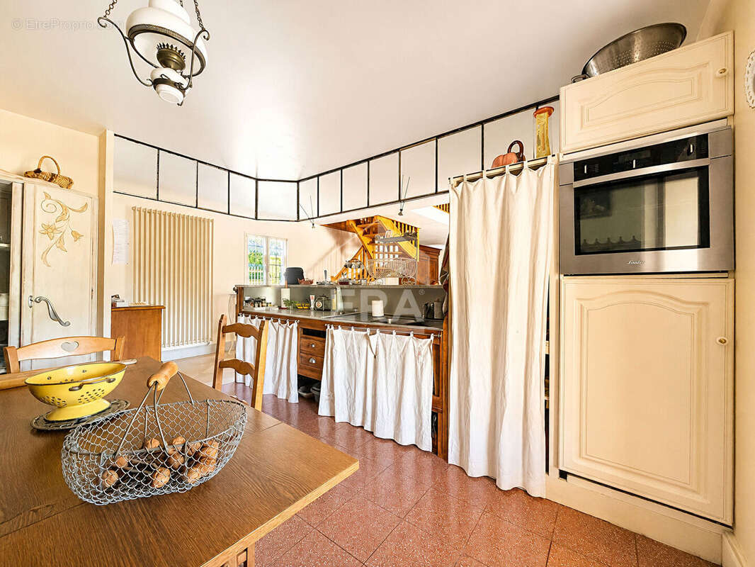 Maison 150m² à chazelles - photo 10