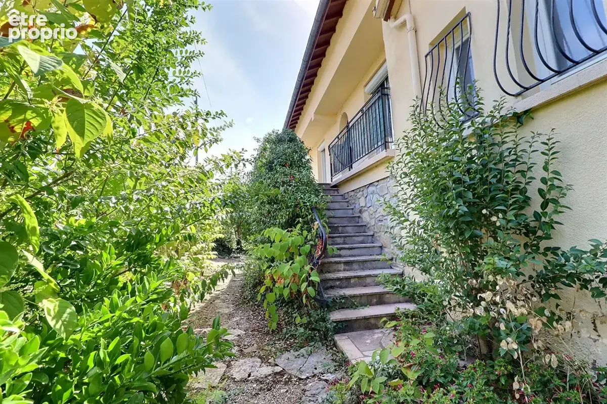 Maison à VILLEFRANCHE-DE-ROUERGUE