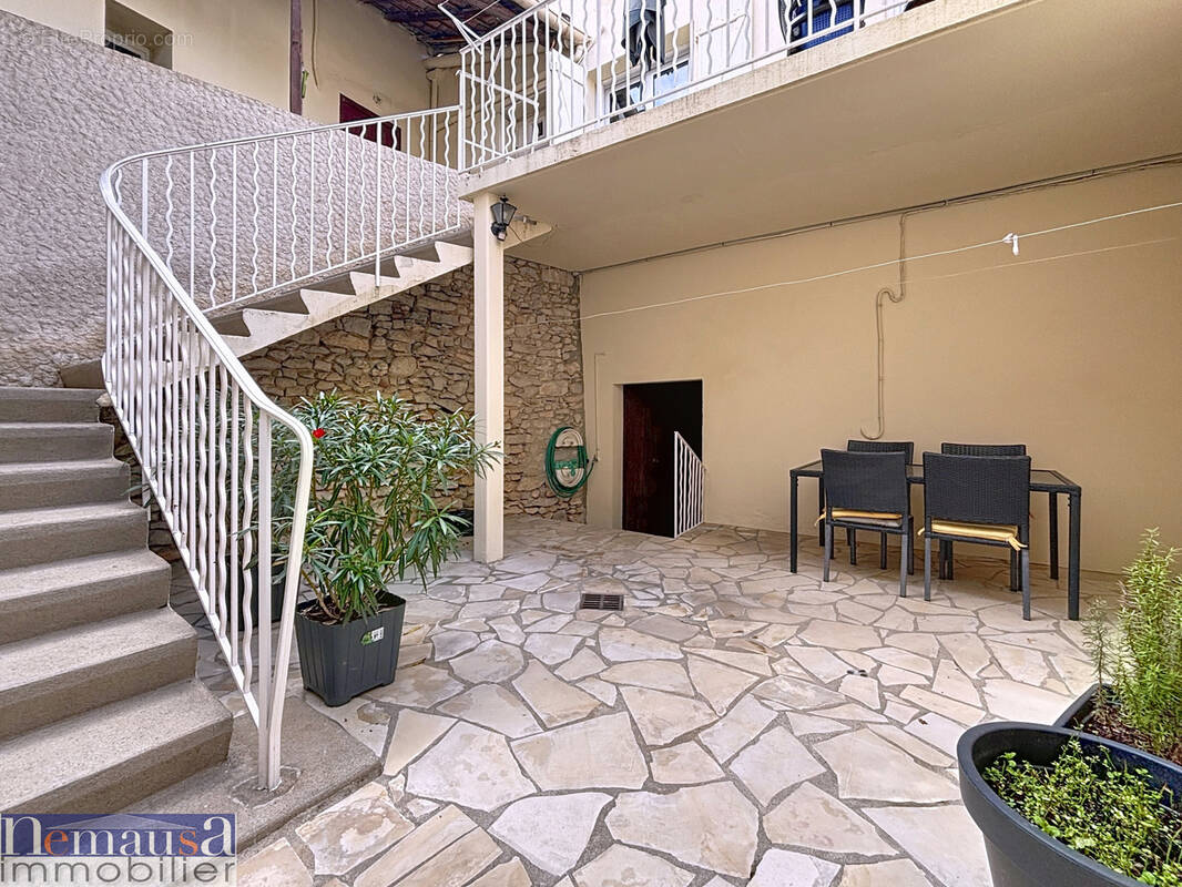 Maison à NIMES
