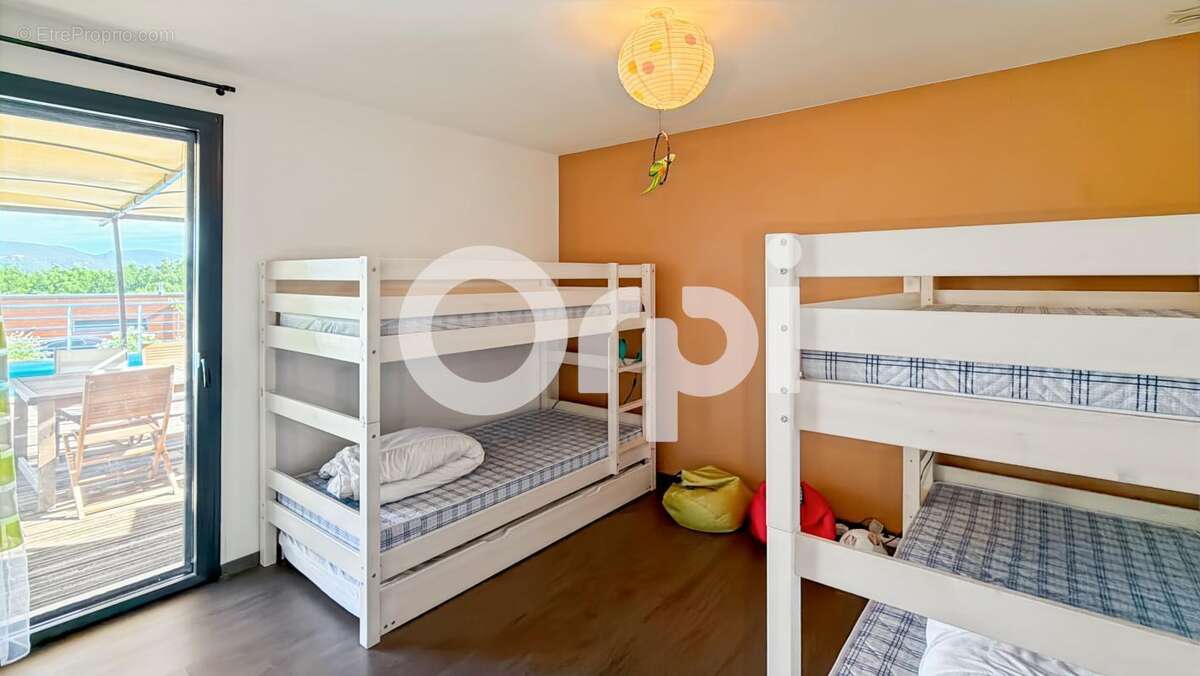 Villa en bois avec piscine - photo 15