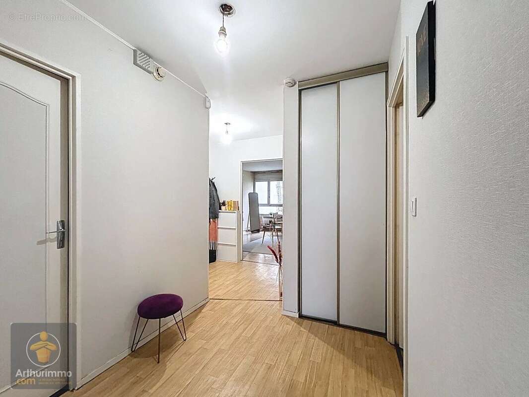 Appartement à BOISSY-SAINT-LEGER