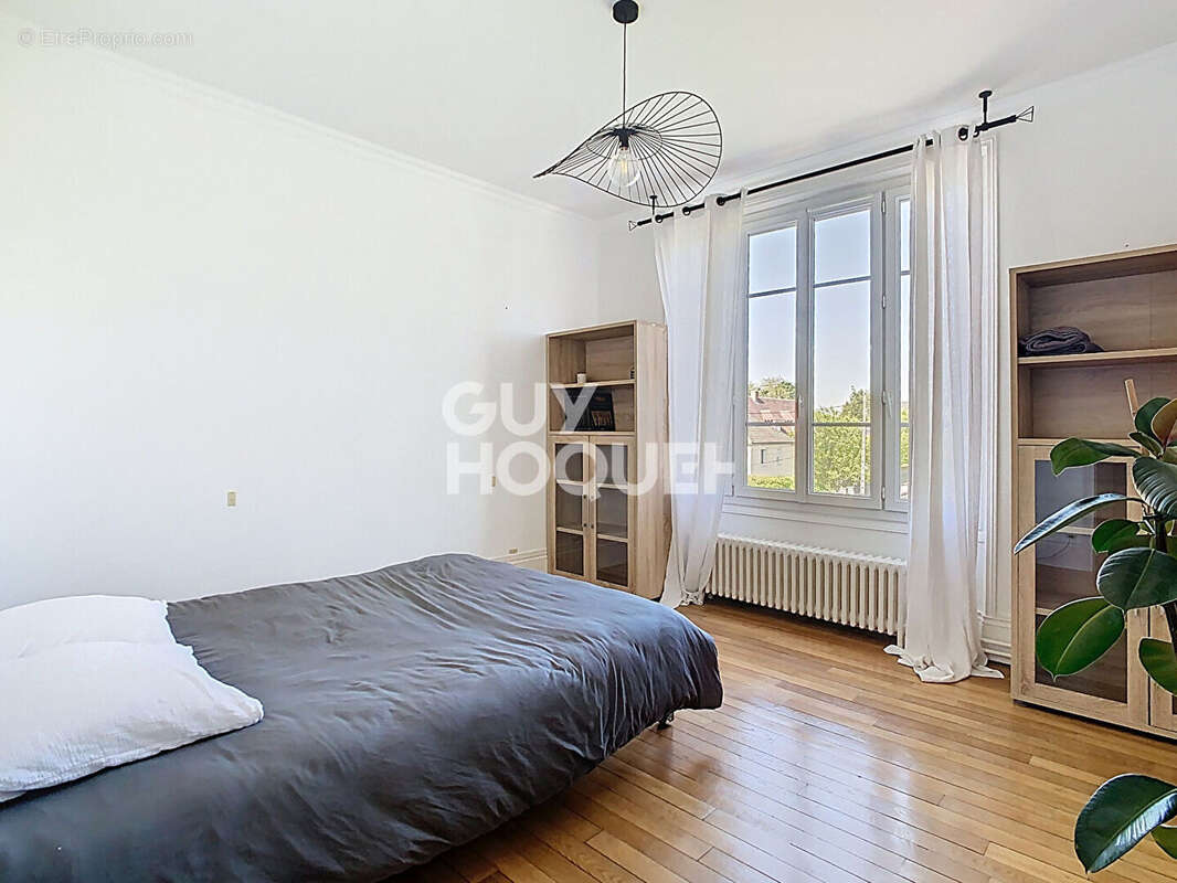 Maison à VILLERS-COTTERETS