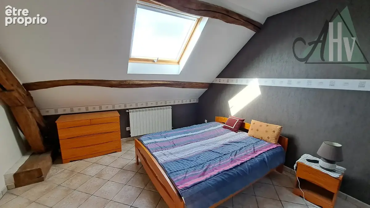 COURLON (89) - Belle maison de charme de 245 m2 avec 4 chambres, grande grange et dépendances. - photo 18
