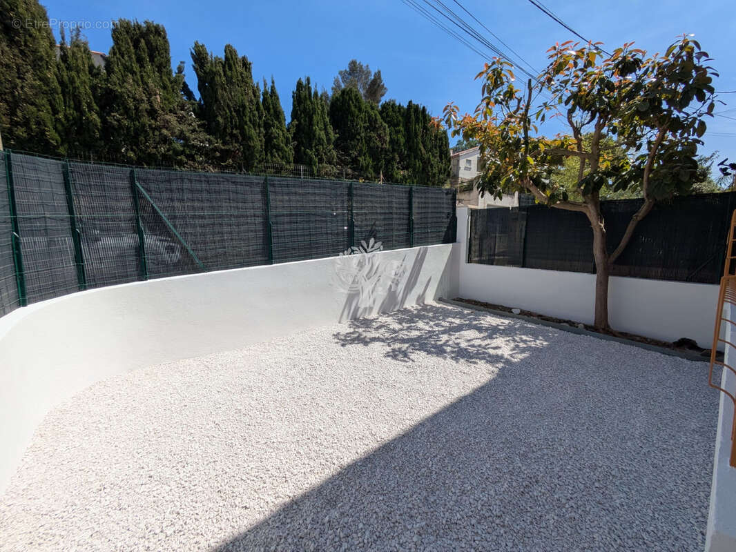 Appartement à SIX-FOURS-LES-PLAGES