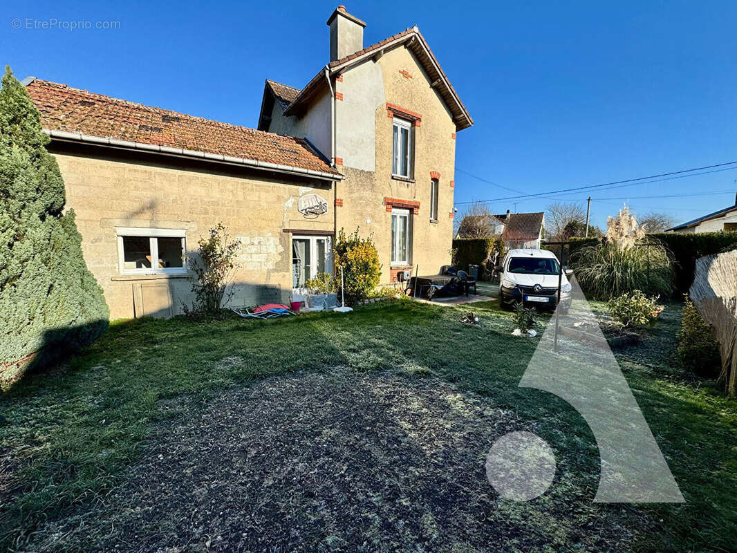 Maison à BRIENNE-LE-CHATEAU