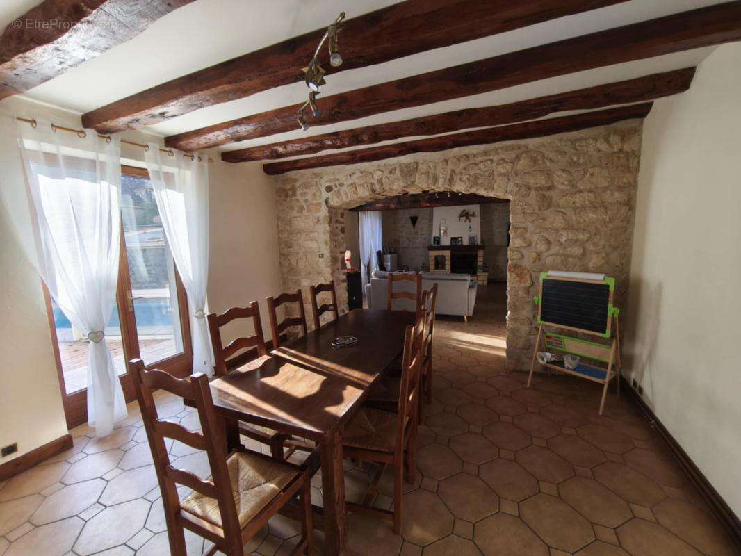 Maison à CORMEILLES-EN-VEXIN