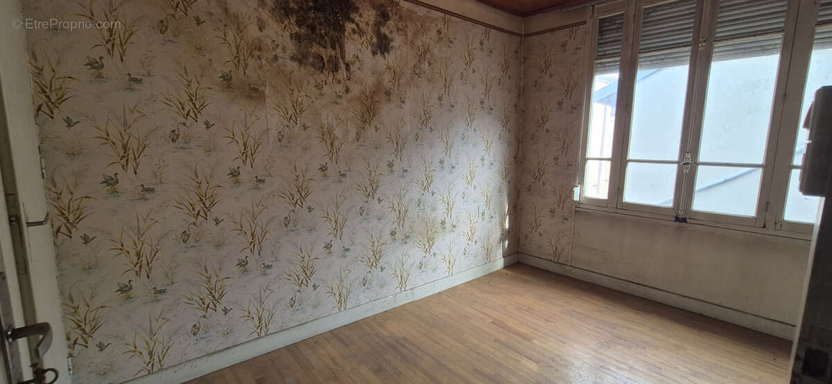 Maison à LA VERPILLIERE