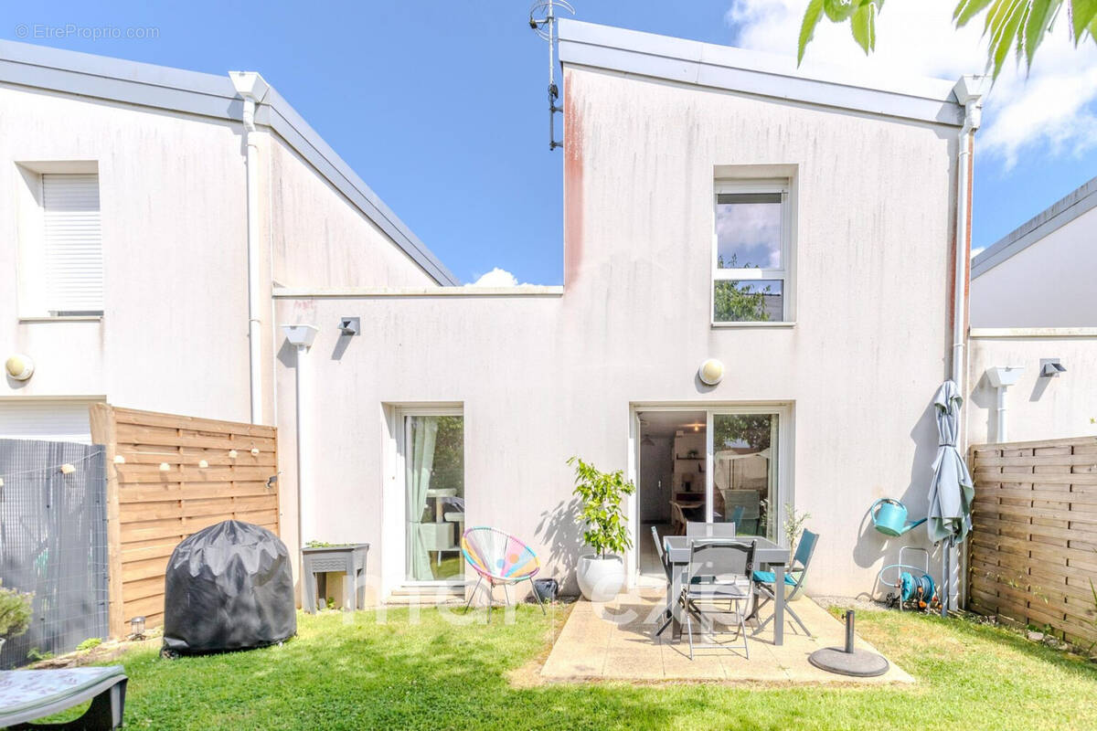 Maison à PLUNERET