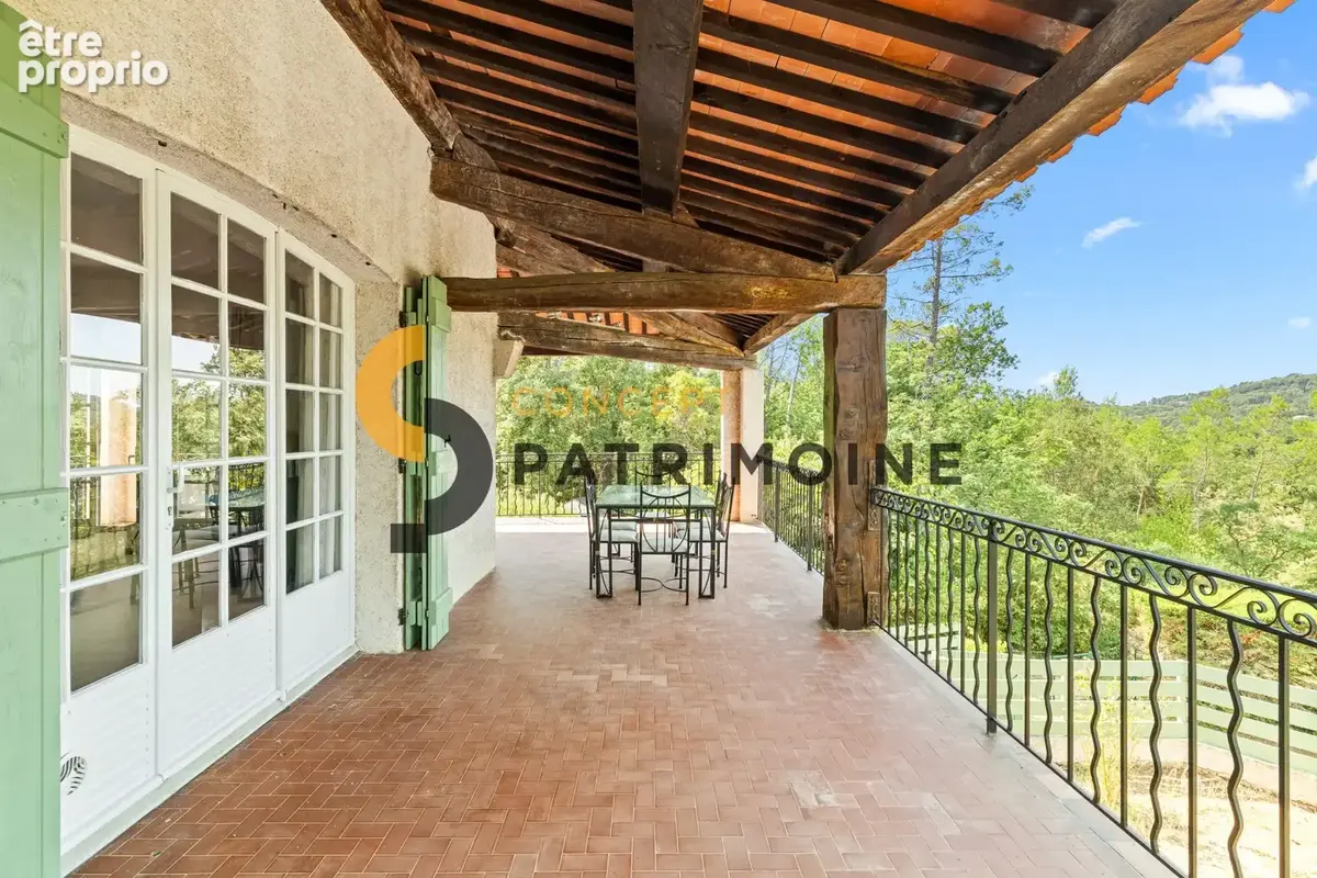 Maison 313 m² à Fayence  - photo 4