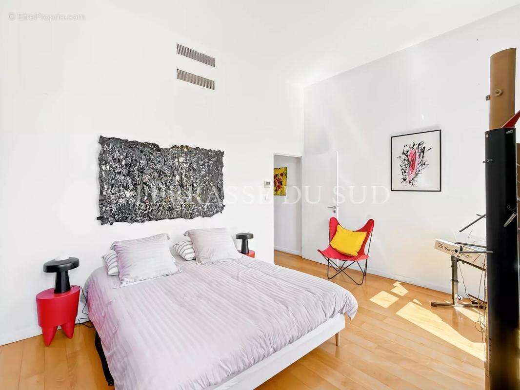 Appartement à MARSEILLE-8E