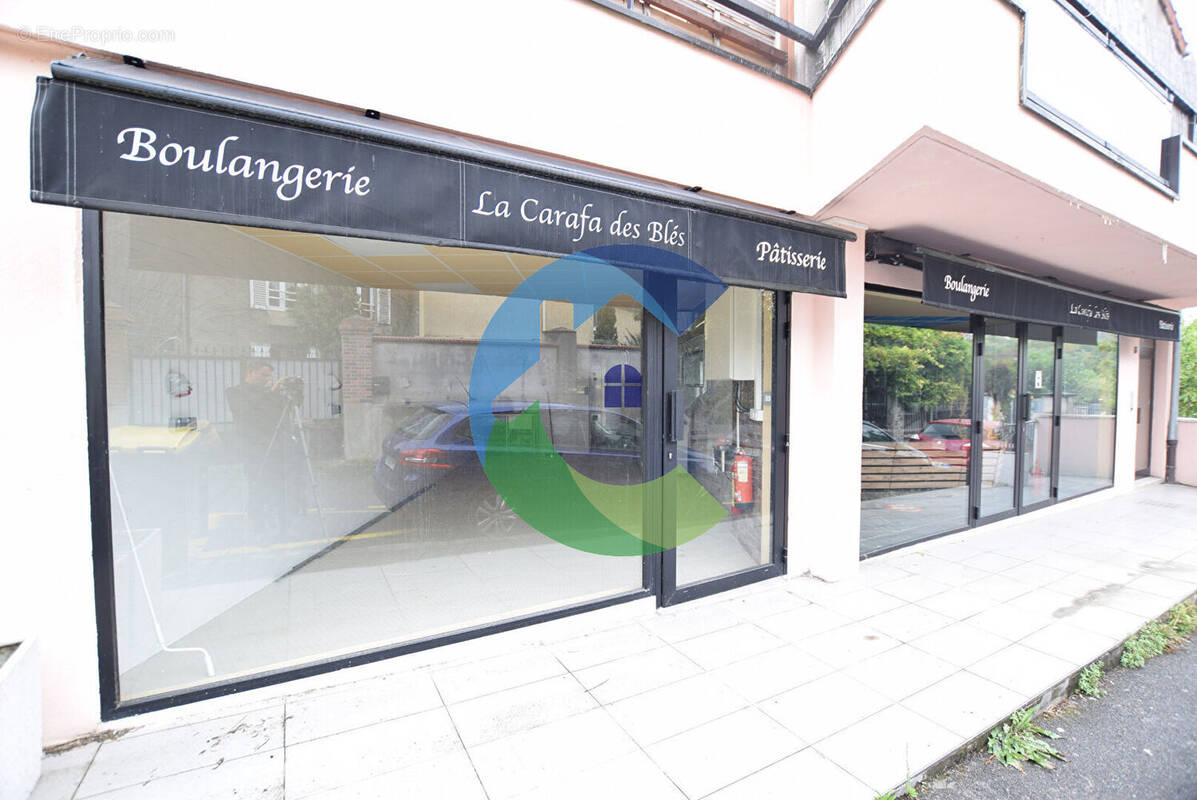 Commerce à EPINAY-SUR-ORGE