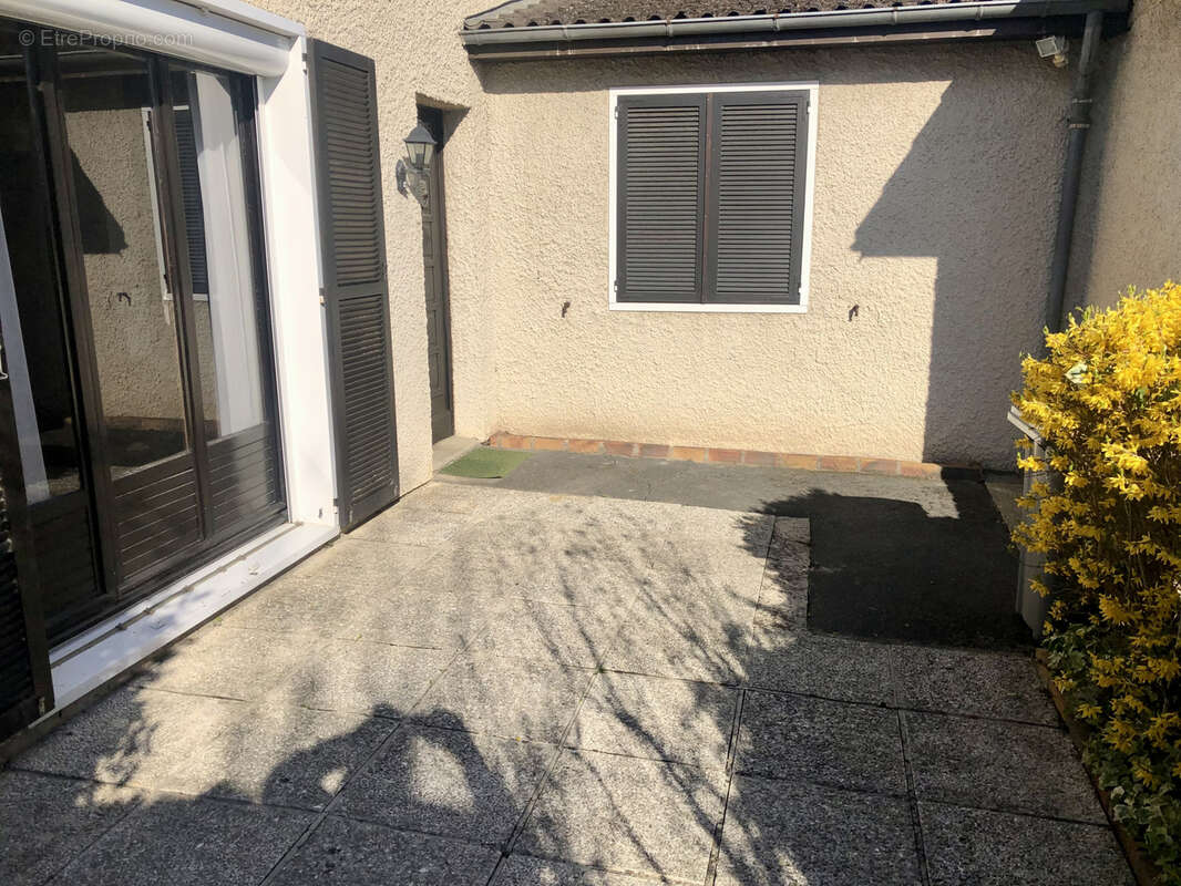 Maison à CLAYE-SOUILLY