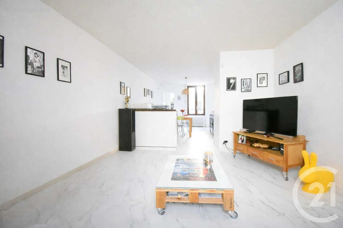 Maison 173 m² à Vichy  - photo 4
