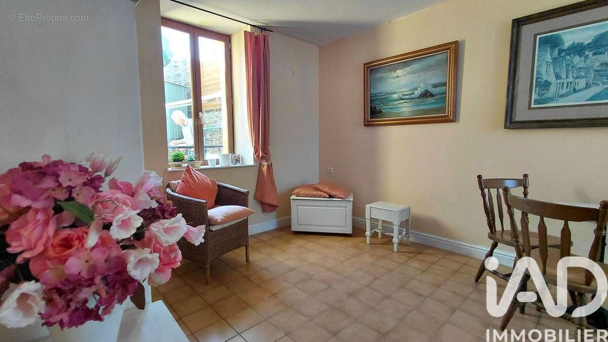 Maison 93 m² à Lauriere  - photo 4
