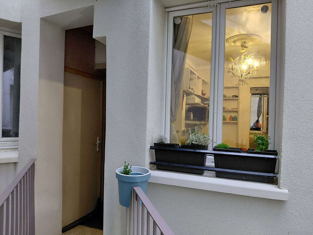 Appartement à PARIS-17E