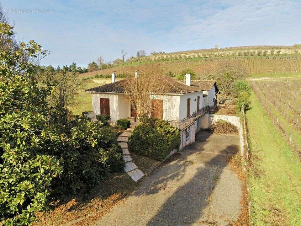 Maison à CASTILLON-LA-BATAILLE