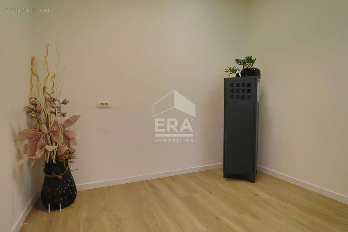 Autre à MARSEILLE-10E