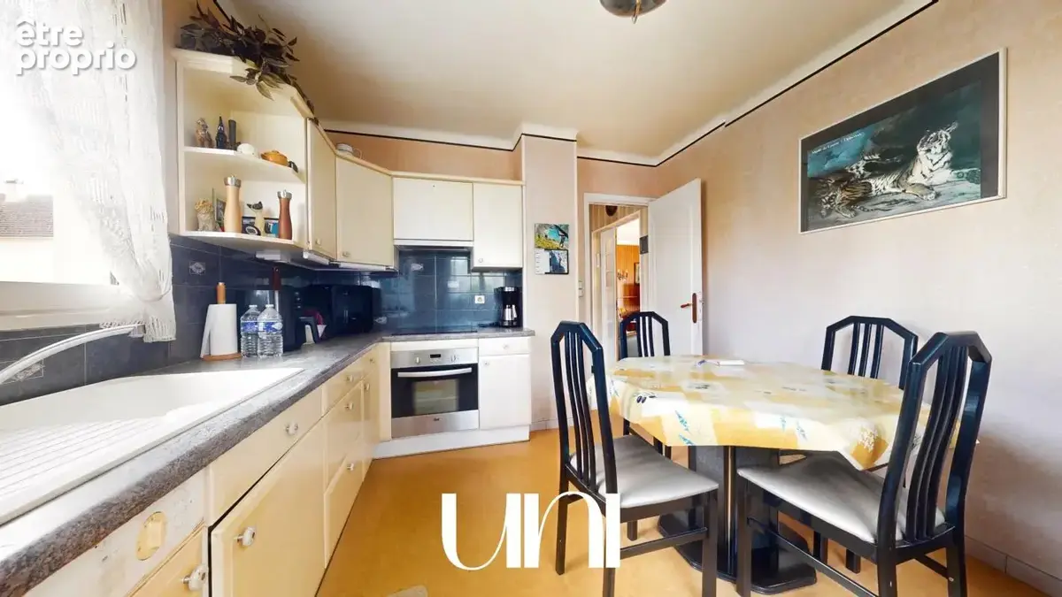 Maison 5 pièces de 106 m² + 70  m² à aménager - CAEN - photo 7