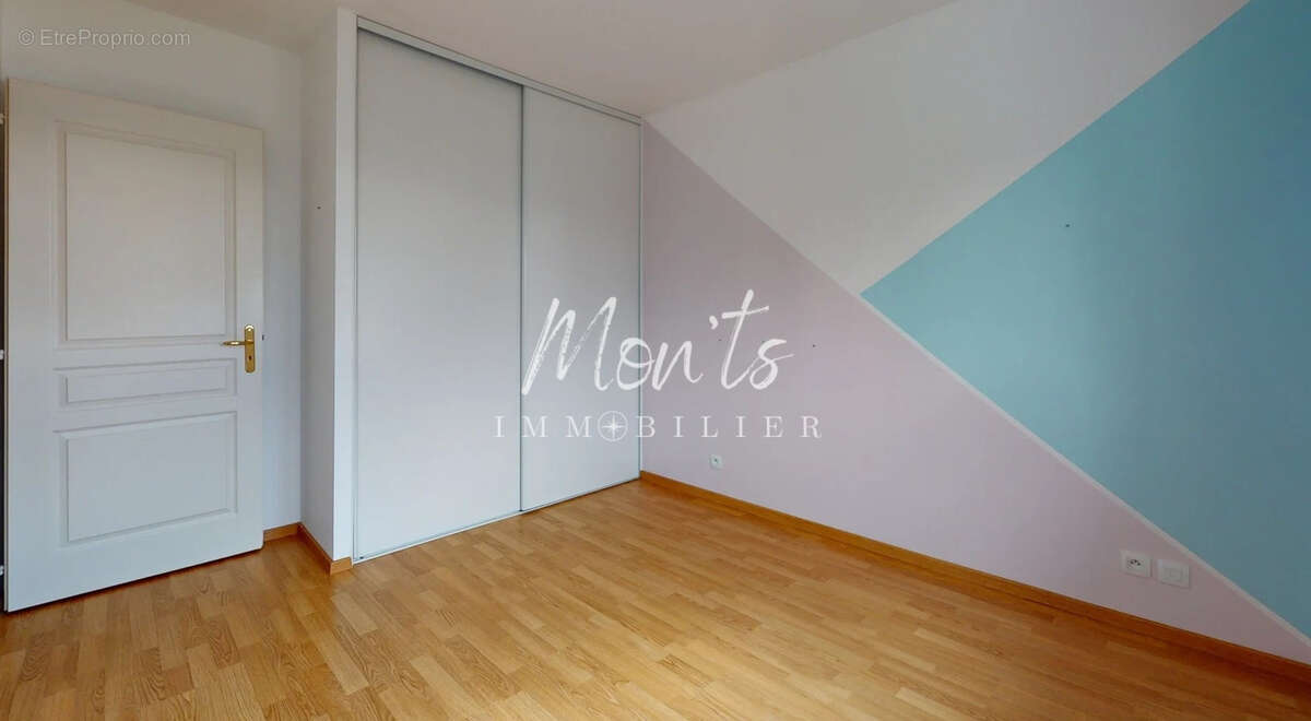 Appartement à VALLEIRY