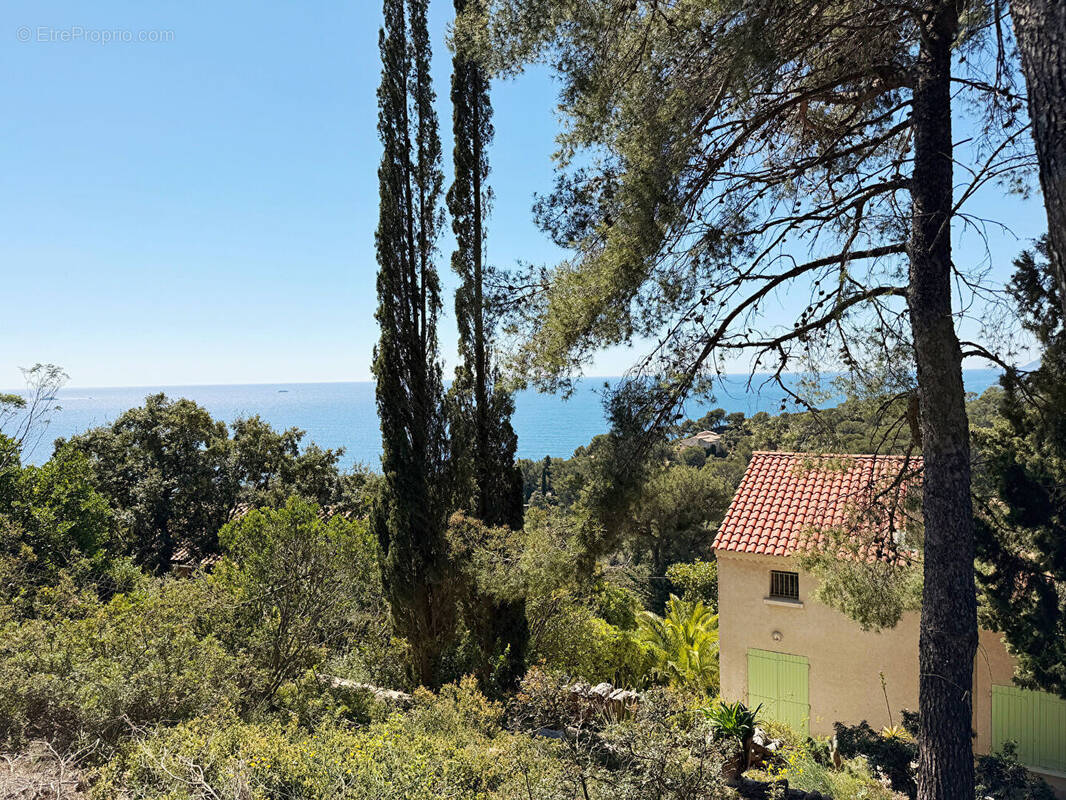 Maison à CARQUEIRANNE