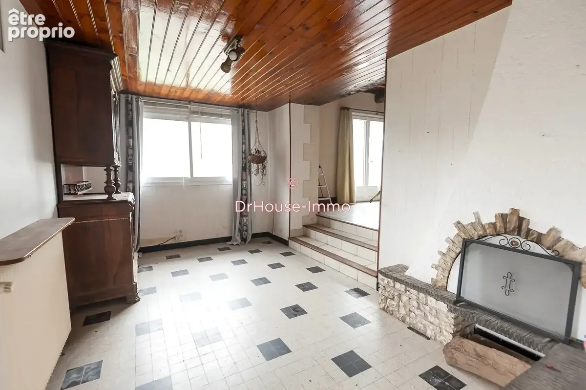 Maison 6 pièces 130 m² à vendre à Neuville-De-Poitou (86170) - photo 12