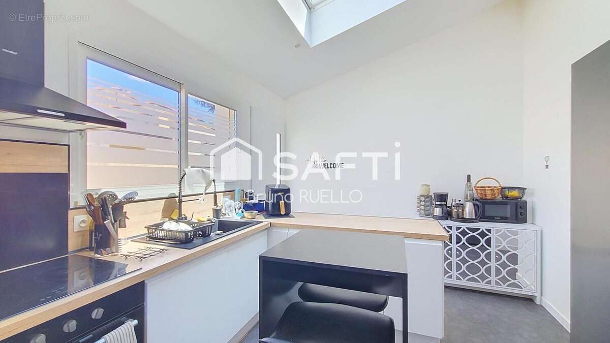 Maison 121 m² à Villelongue-Dels-Monts  - photo 3