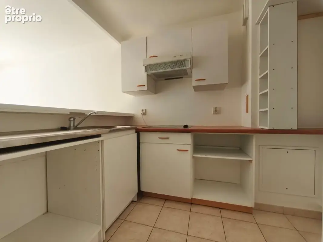 VIRY CHATILLON - Appartement 2 pièces   Résidence de standing - - photo 5