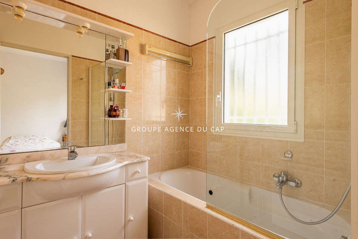 Appartement à SAINT-RAPHAEL