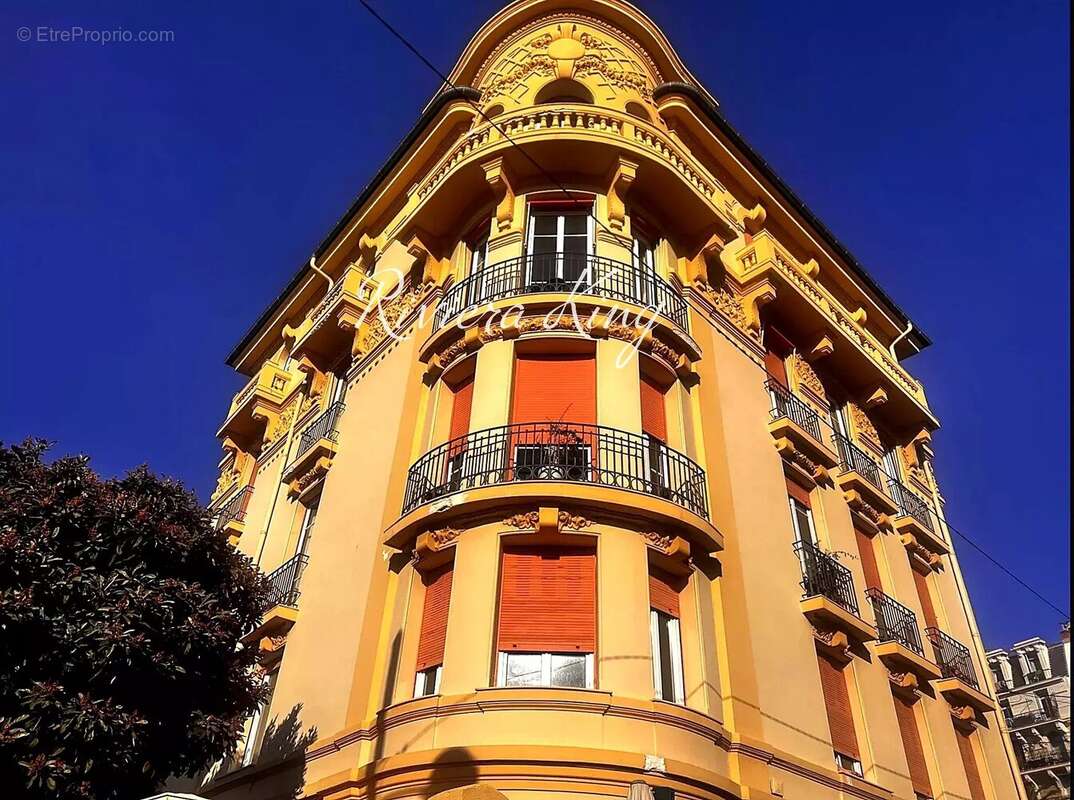 Appartement bourgeois T4 – Parc Louisa - Nice (06) - photo 10