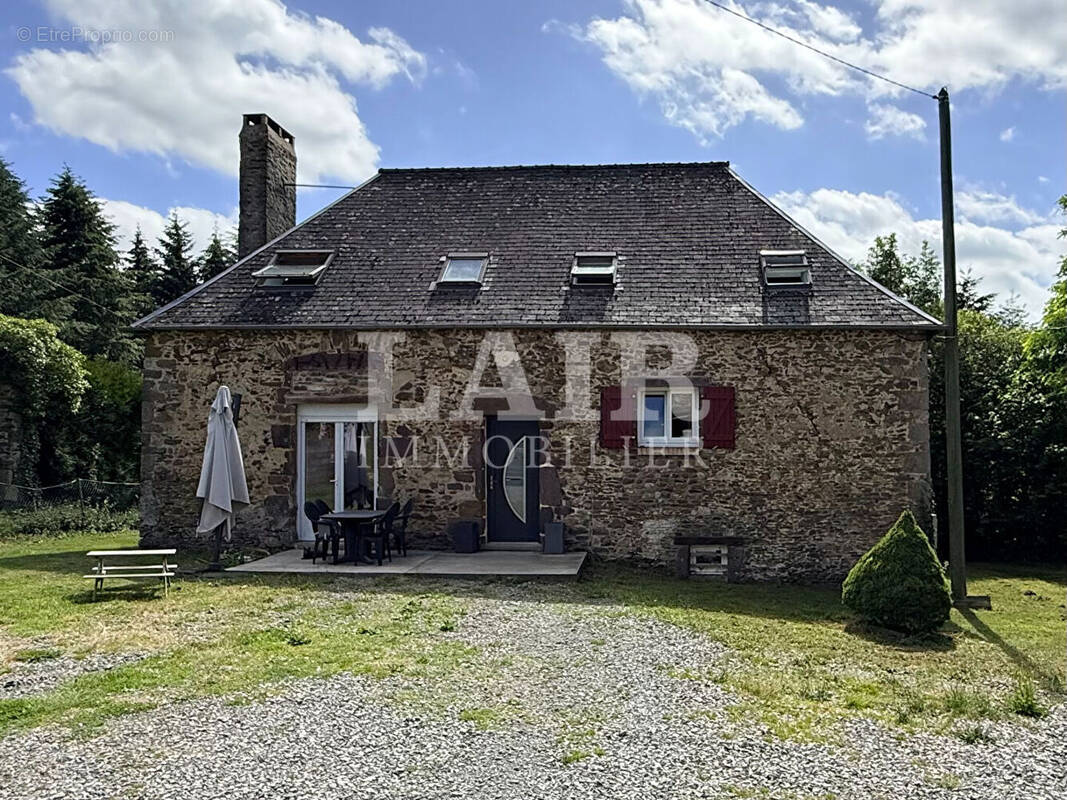 Maison à SAINT-PAUL-LE-GAULTIER