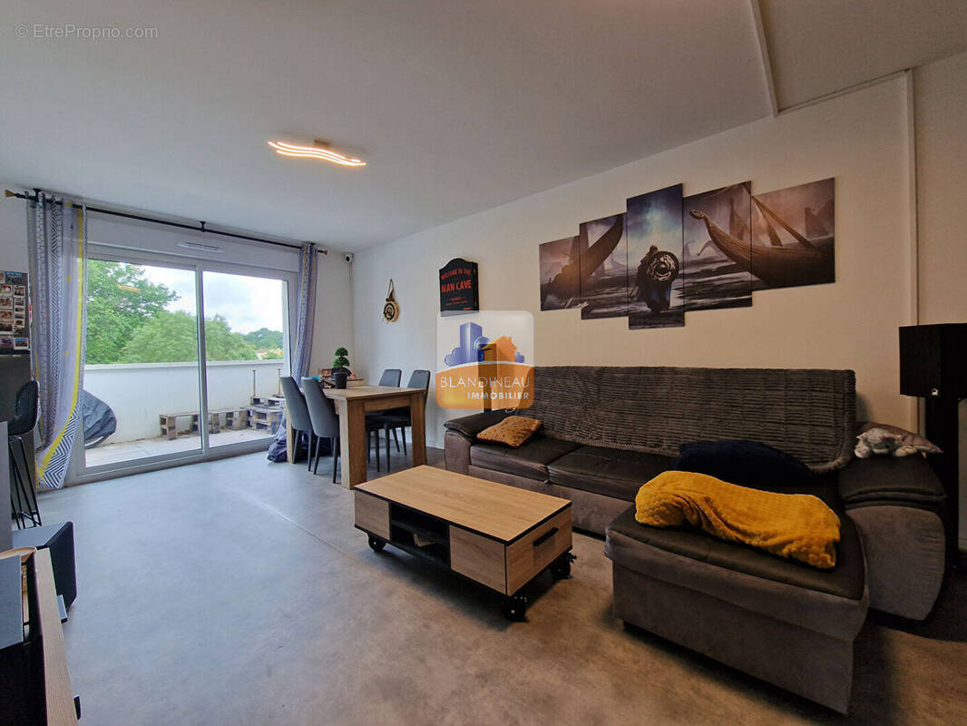 Appartement à BOUGUENAIS