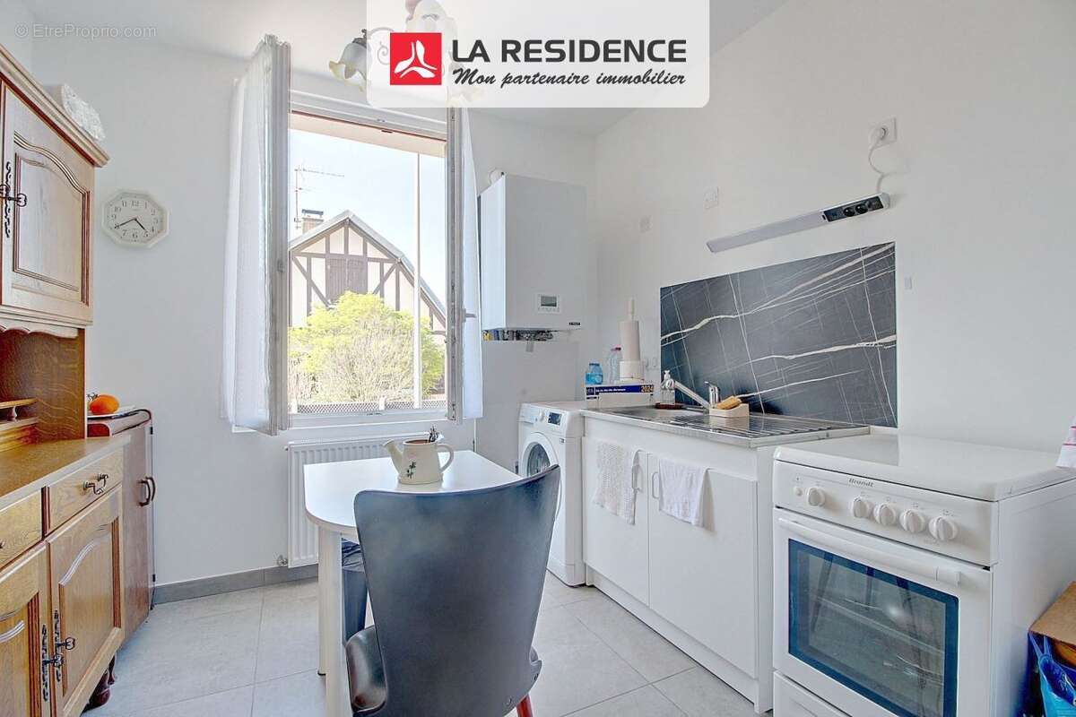 Maison à BONNIERES-SUR-SEINE