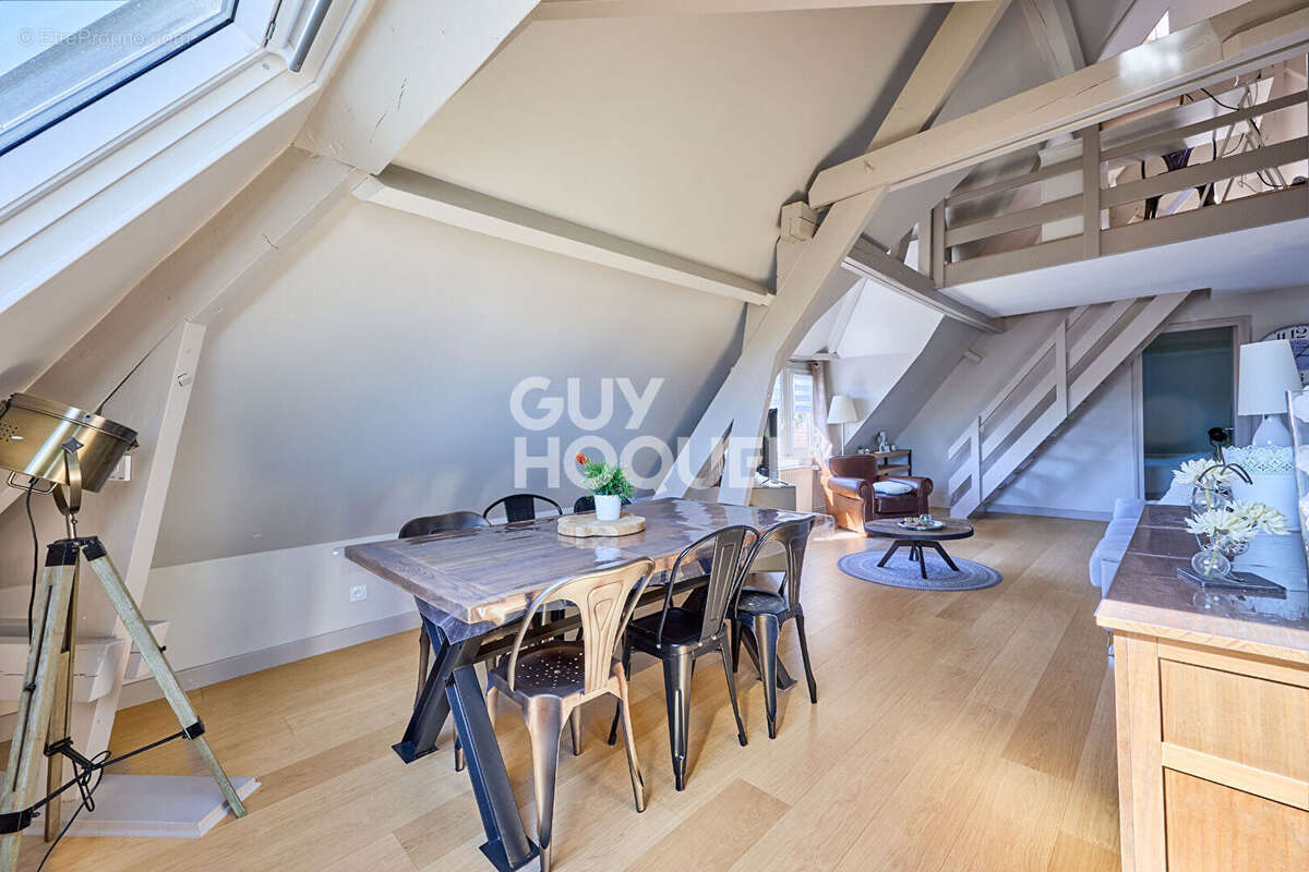 Appartement à PONT-L'EVEQUE