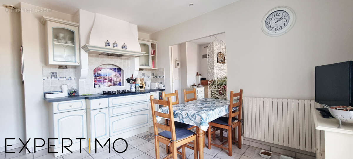 Maison à BUXEROLLES