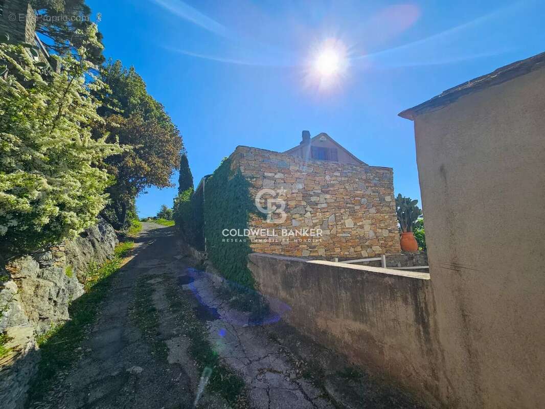 Maison à ROGLIANO