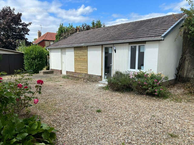Maison à LE MESNIL-ESNARD