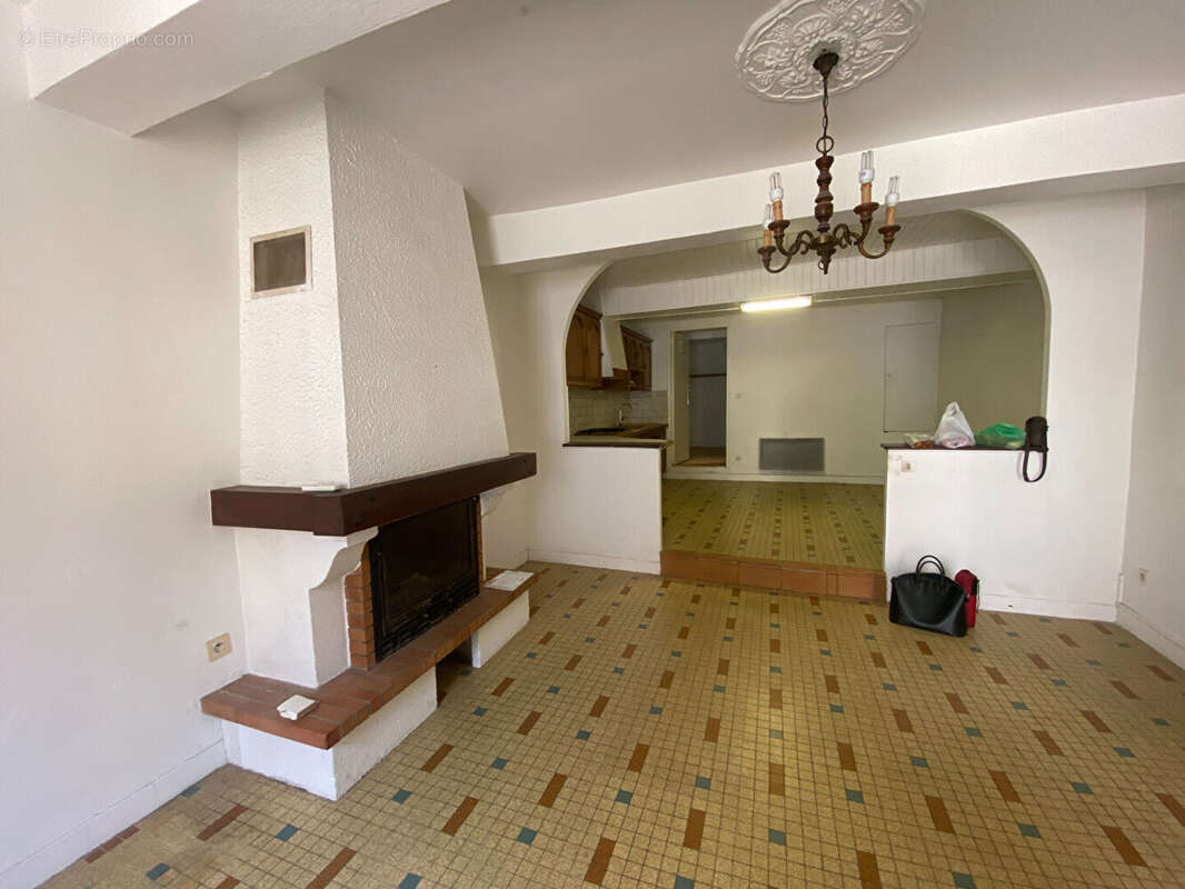 Maison de ville avec grand garage - photo 2