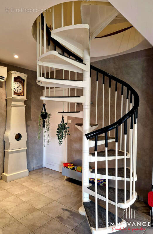 Maison à VILLEFRANCHE-DE-PANAT