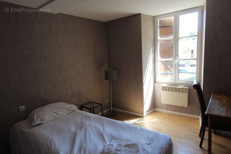 Maison à VEUVEY-SUR-OUCHE