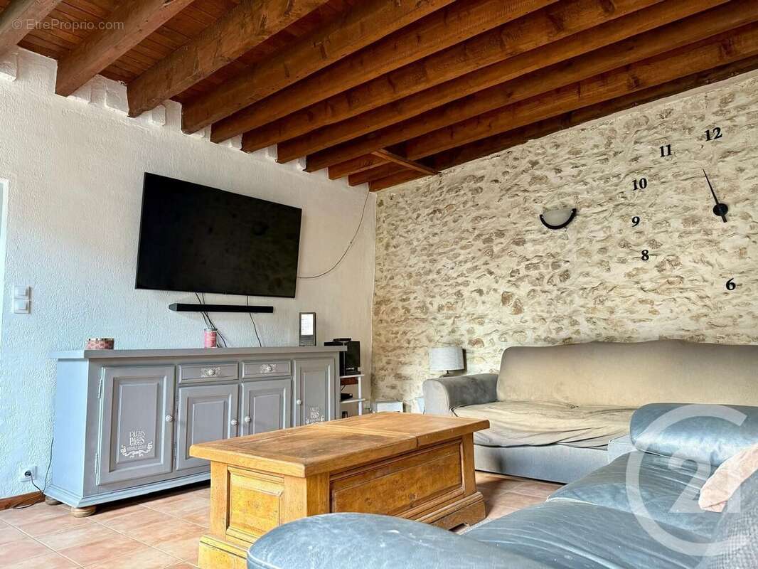 Maison à SAINT-OUEN-MARCHEFROY