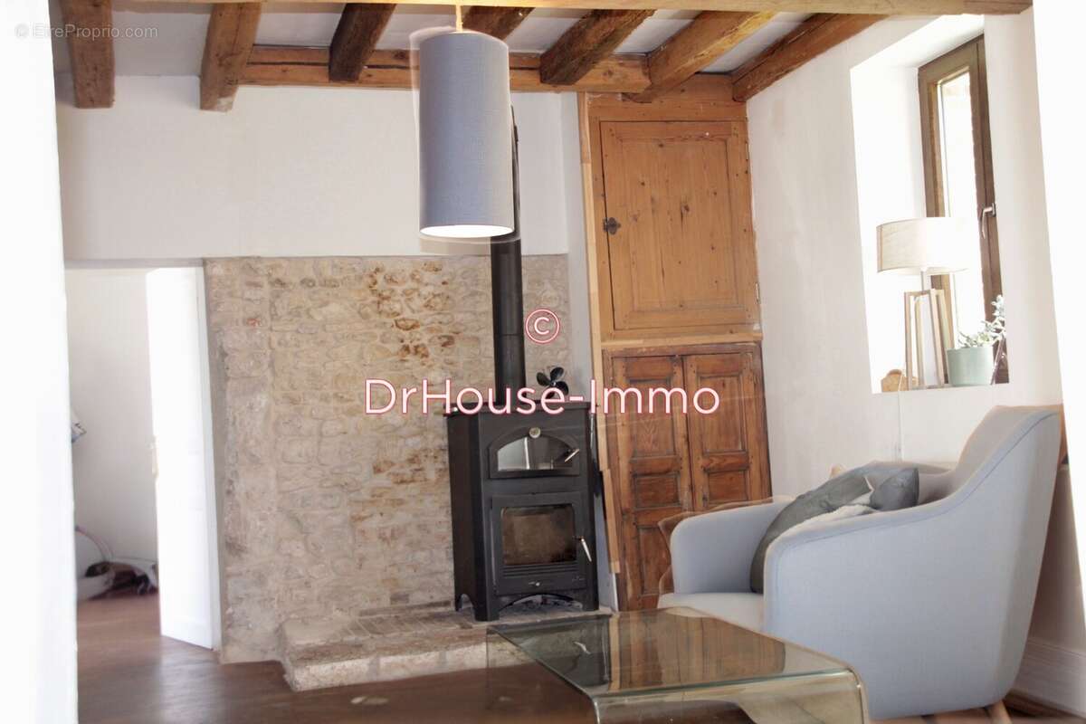 Maison à TREILLES-EN-GATINAIS