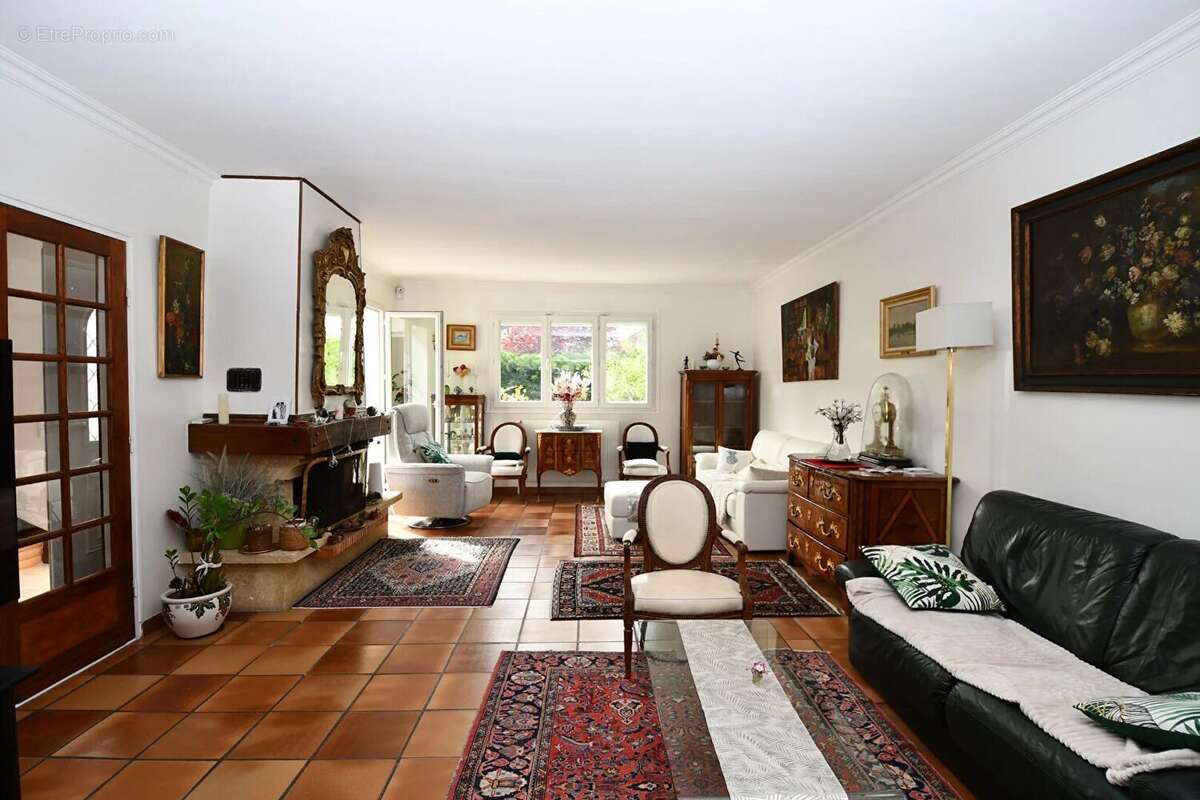 Maison à CROISSY-SUR-SEINE